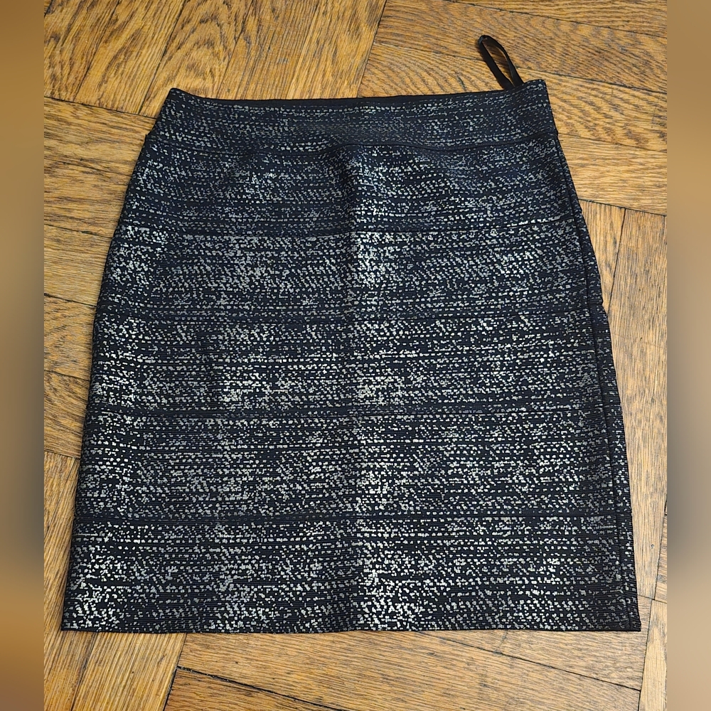 BCBGMaxAzria Black and Silver Pencil Skirt